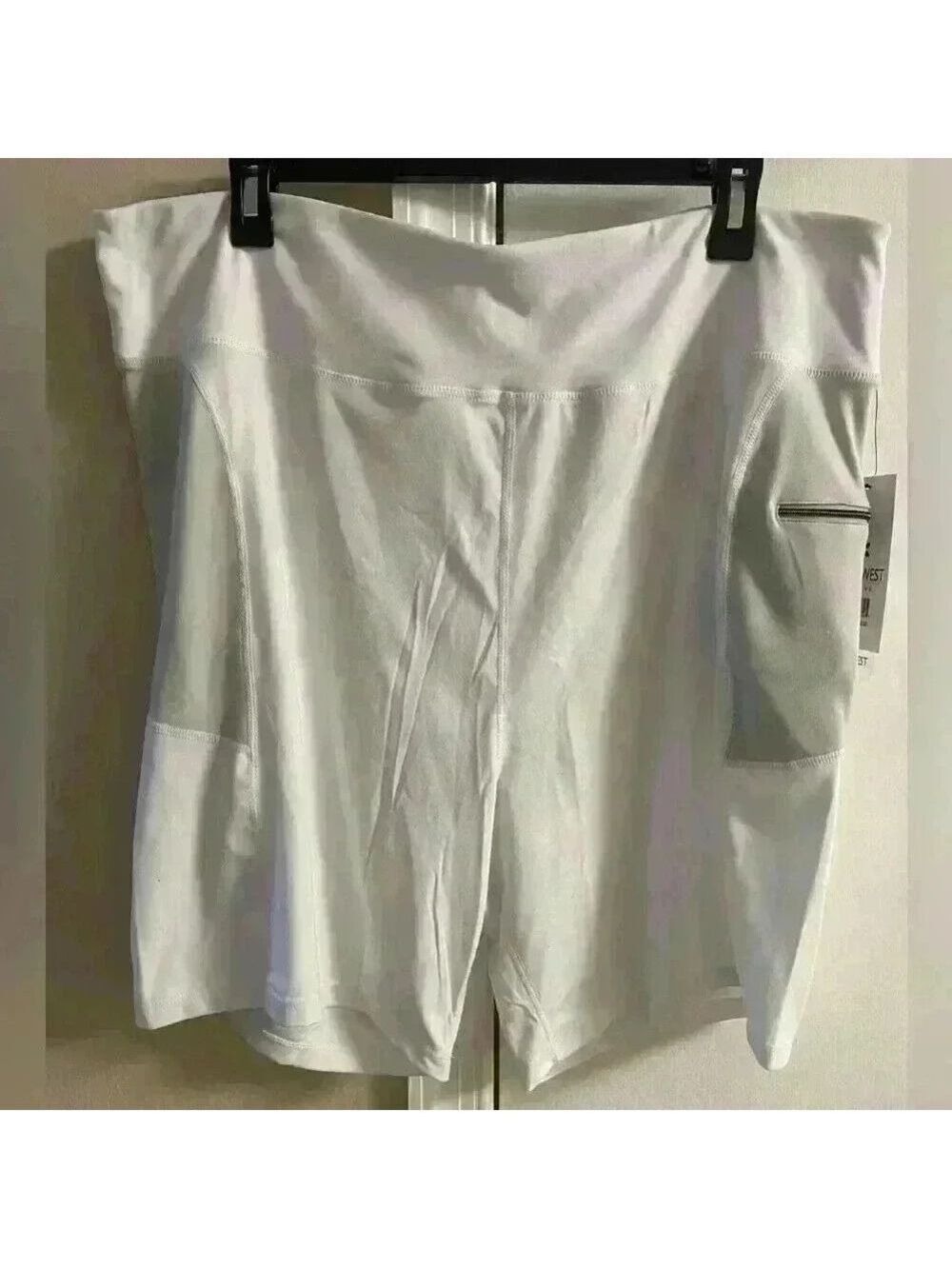 Nine West Active White Stretchy Shorts 3X NWT